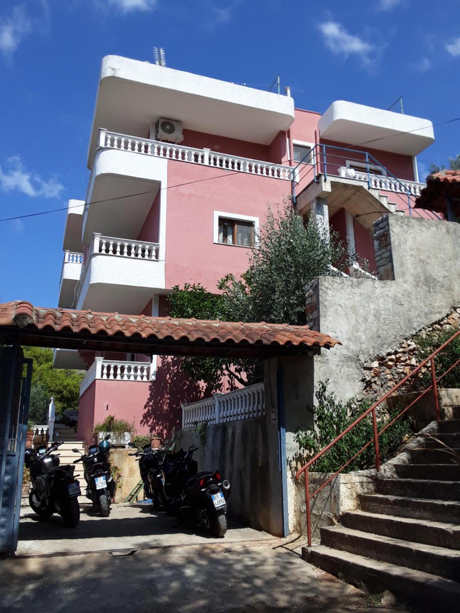 SarandëVila Jakupiアパートメント エクステリア 写真